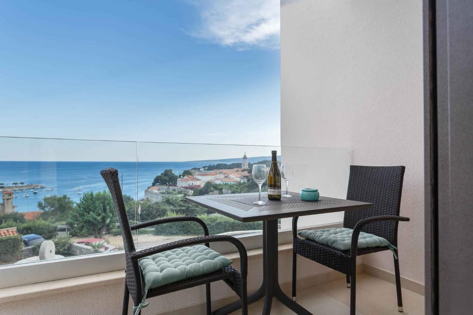 Summer, Balcony/Terrace