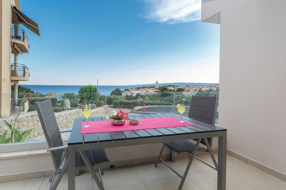 Summer, Balcony/Terrace
