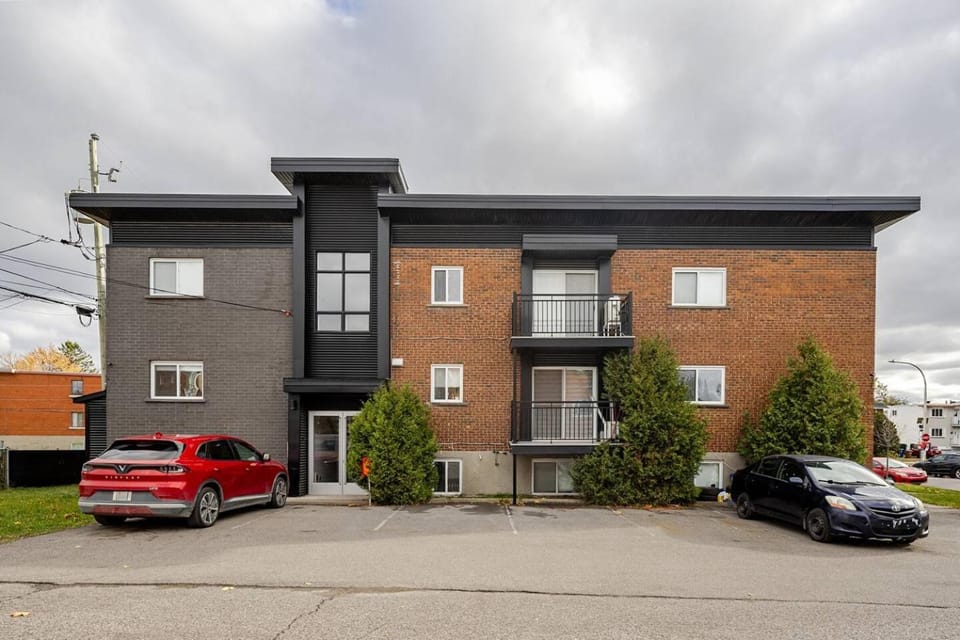 Property building, Parking
