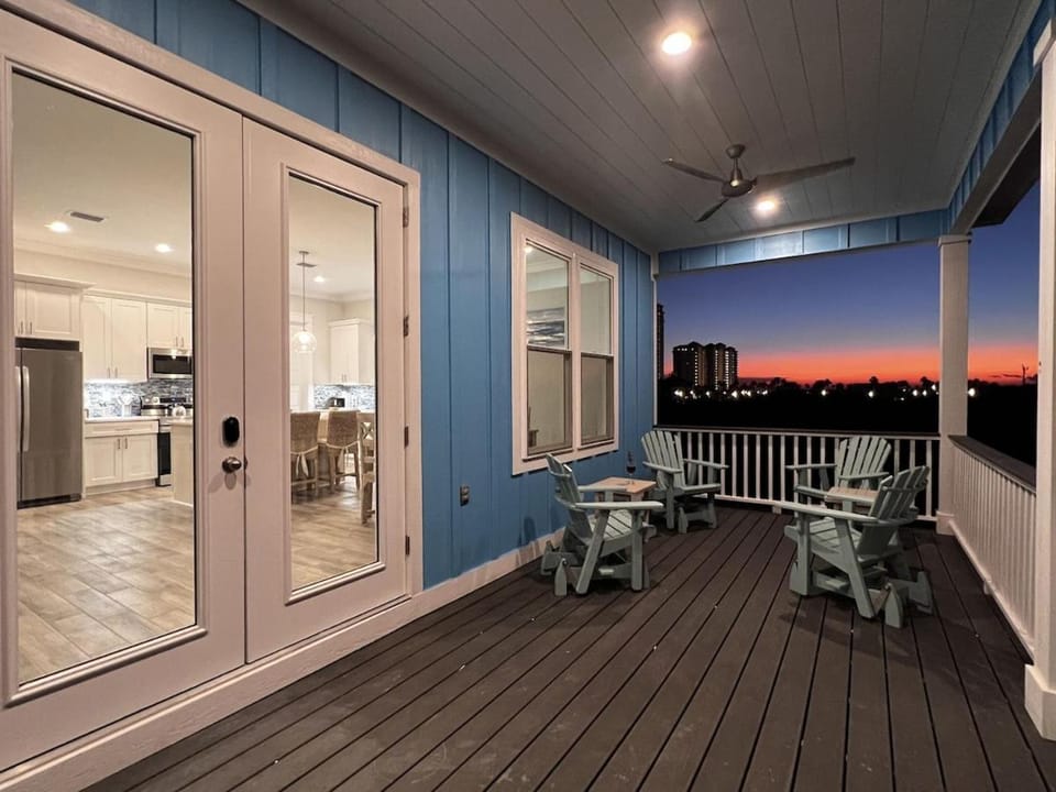5Min Walk to Private BeachLuxeSummer VibesDogs House in Alabama