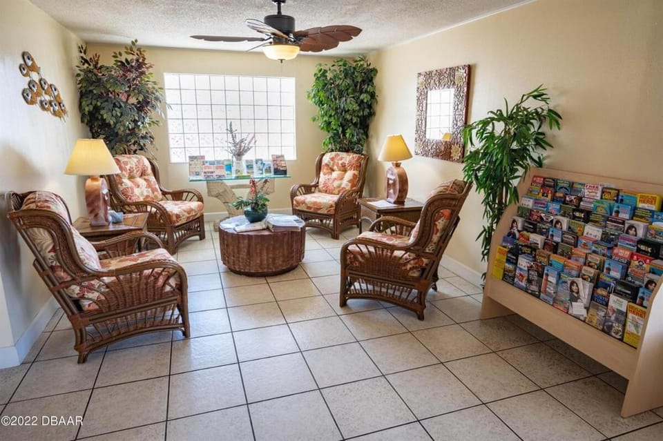 Ocean Jewels Resort Apartment in Florida