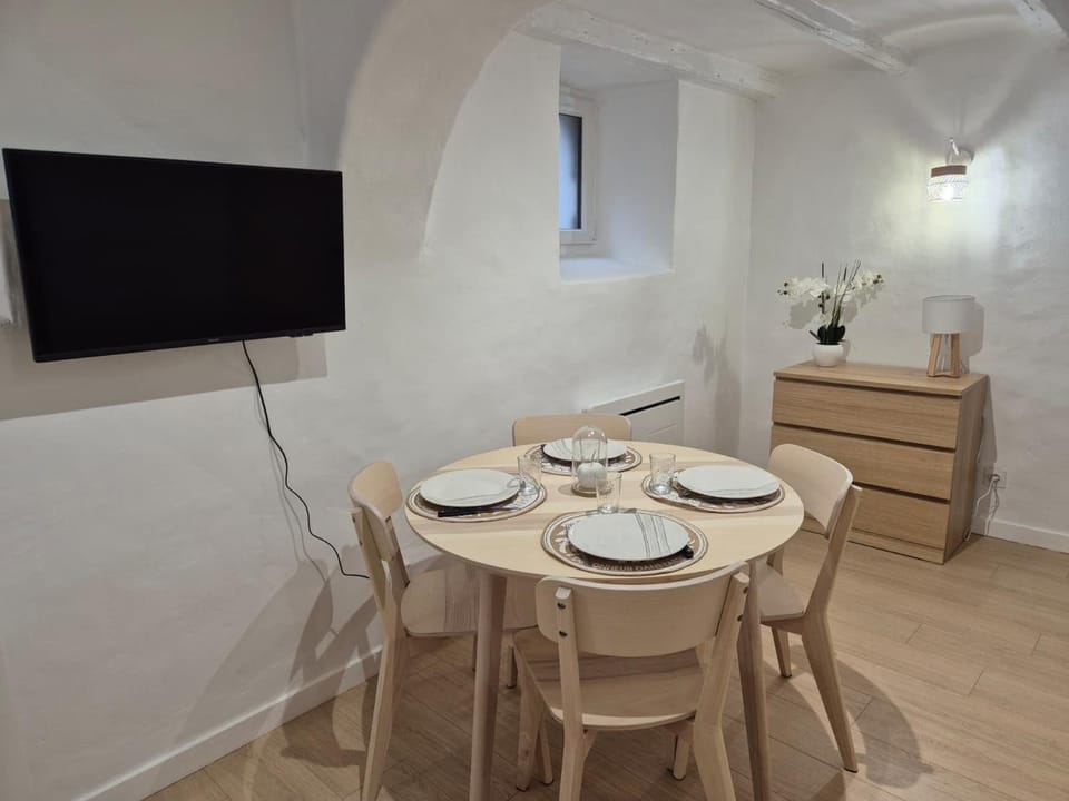 Charmant T2 en centre historique de Morzine avec WiFi - FR-1-679-23 Apartment in Montriond