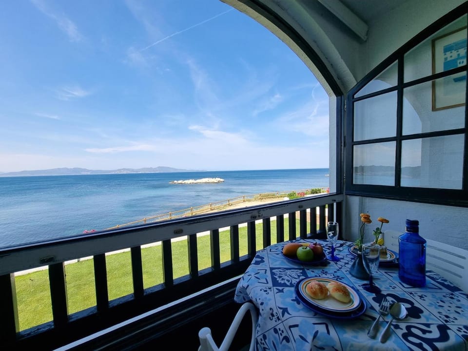 Apartamento acogedor con terraza privada y piscina comunitaria en L'Escala - HISP-236-108 Apartment in L'Escala