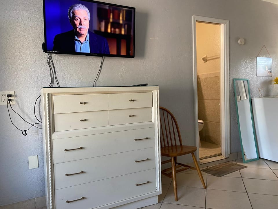 Pinellas Park Oasis Apartment in Pinellas Park