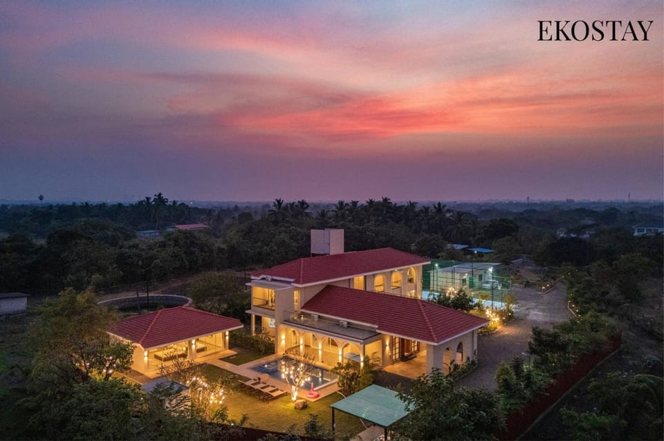 Property building, Day, Natural landscape, Sunset