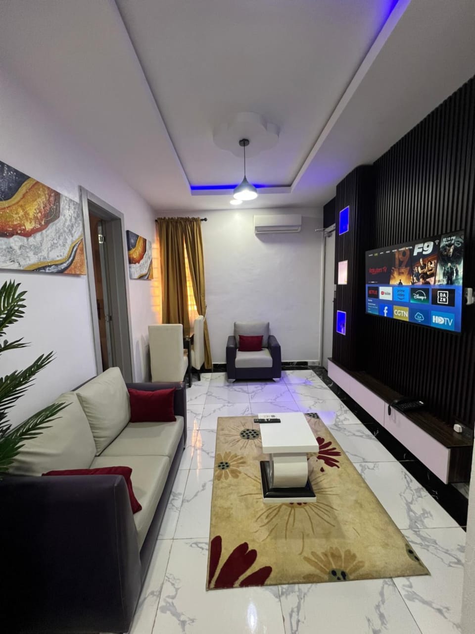 TV and multimedia, Living room, Seating area