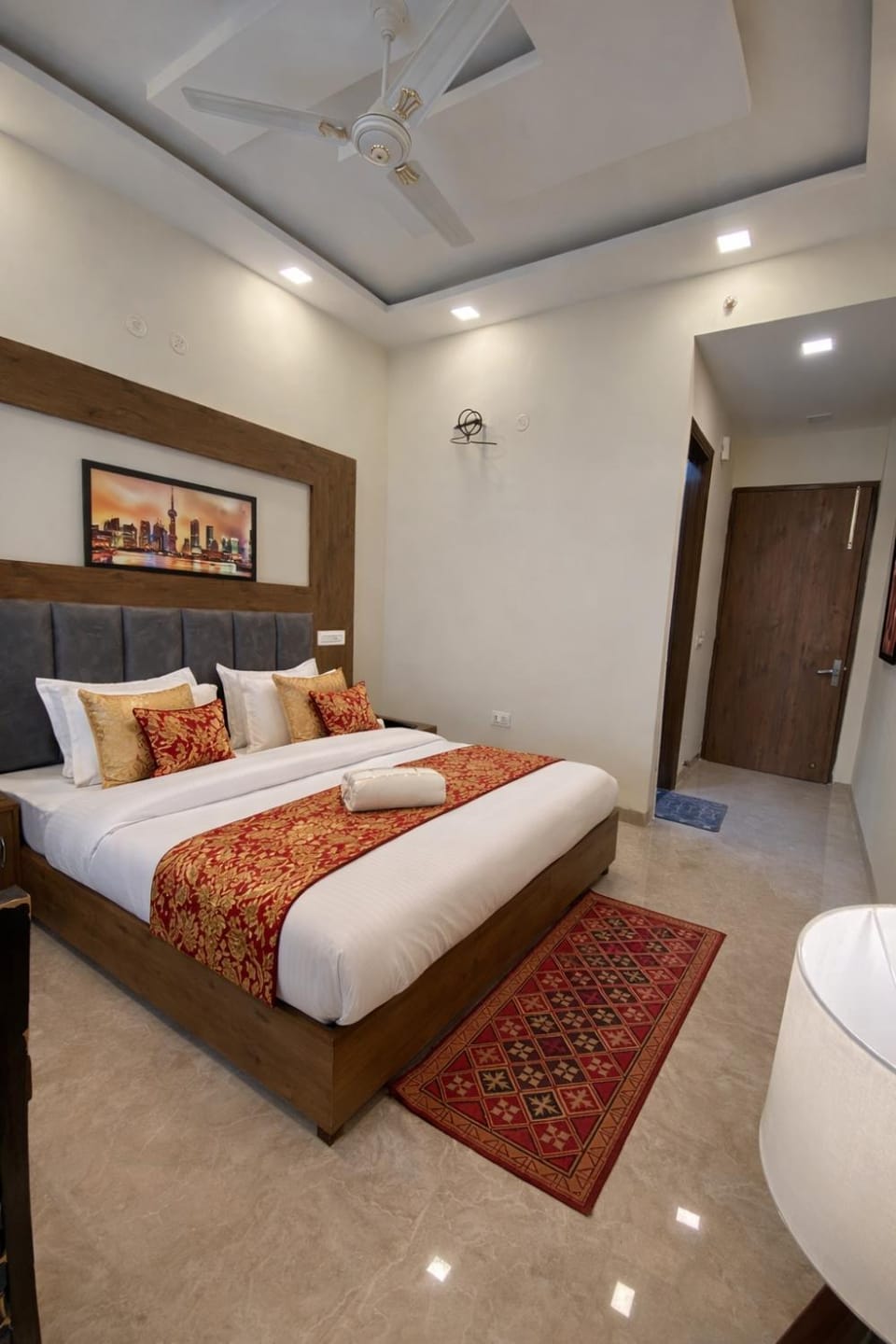 Bed, Photo of the whole room, Bedroom, fireplace