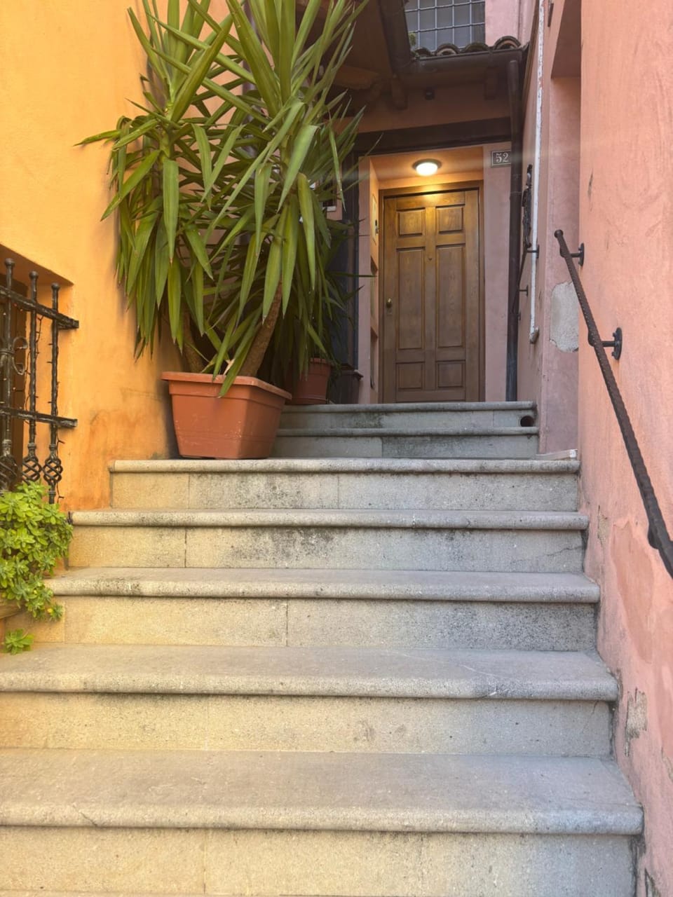 Facade/entrance, Day