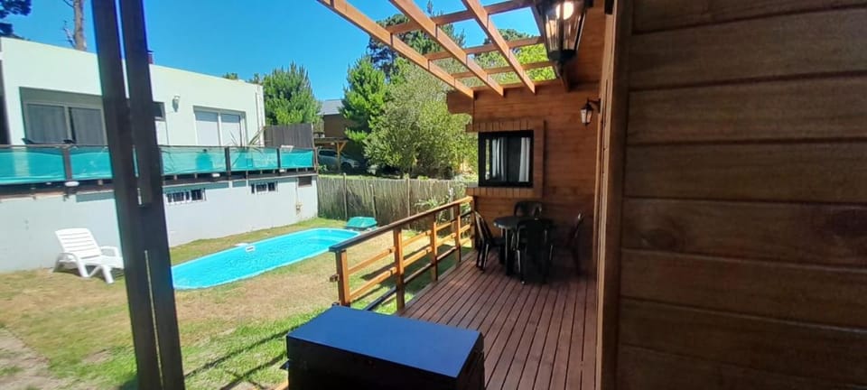 Cabaña 2 Ambientes - 45m2 - Tierra Santa Complejo Mar Azul House in Mar Azul