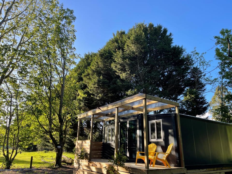 Tiny Haven Taupō- 10 mins from town centre- second accommodation on site our working homestead House in Taupo