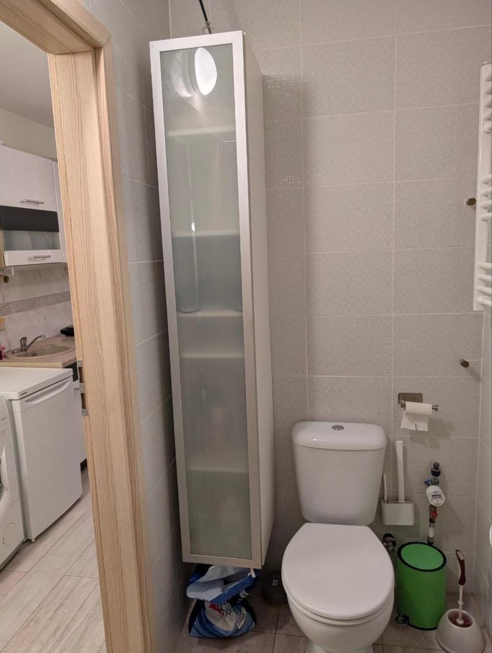 Toilet, bidet