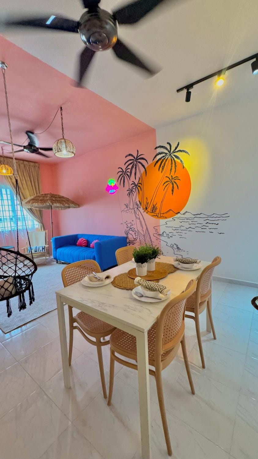Living room, Dining area