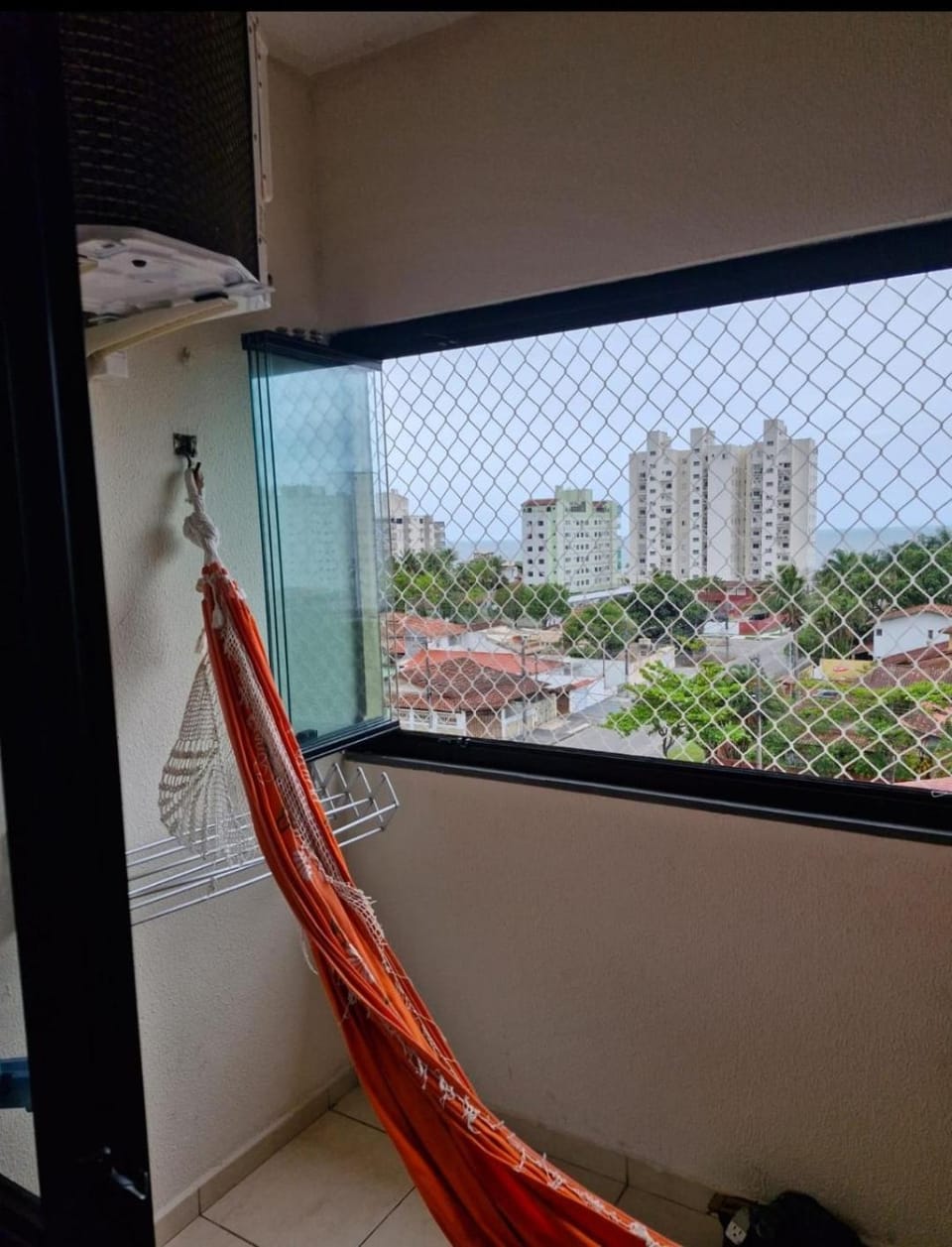 Apartamento aconchegante a 100mt da praia Apartment in Caraguatatuba