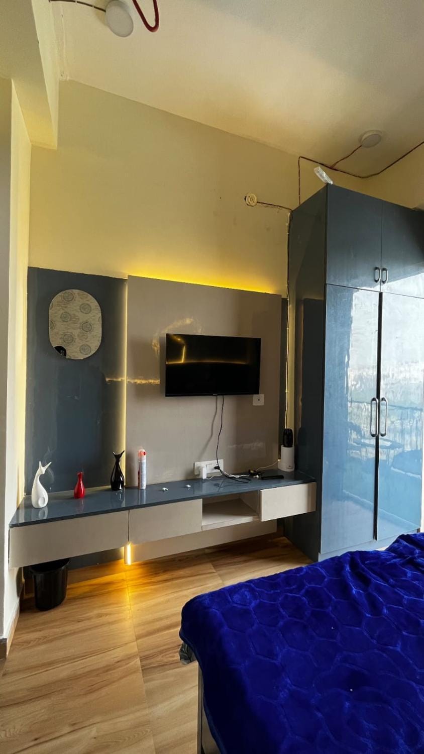 StayEase Apartment in Uttar Pradesh
