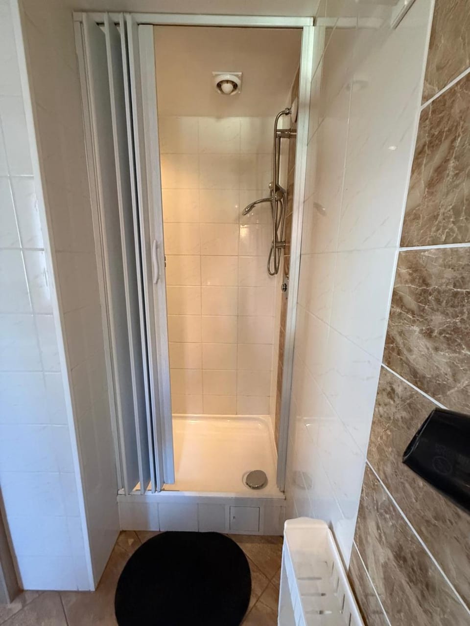 NOCLEGI Przy kOrtach Ofiar Katynia 2A Szczawno Zdrój Apartment hotel in Lower Silesian Voivodeship