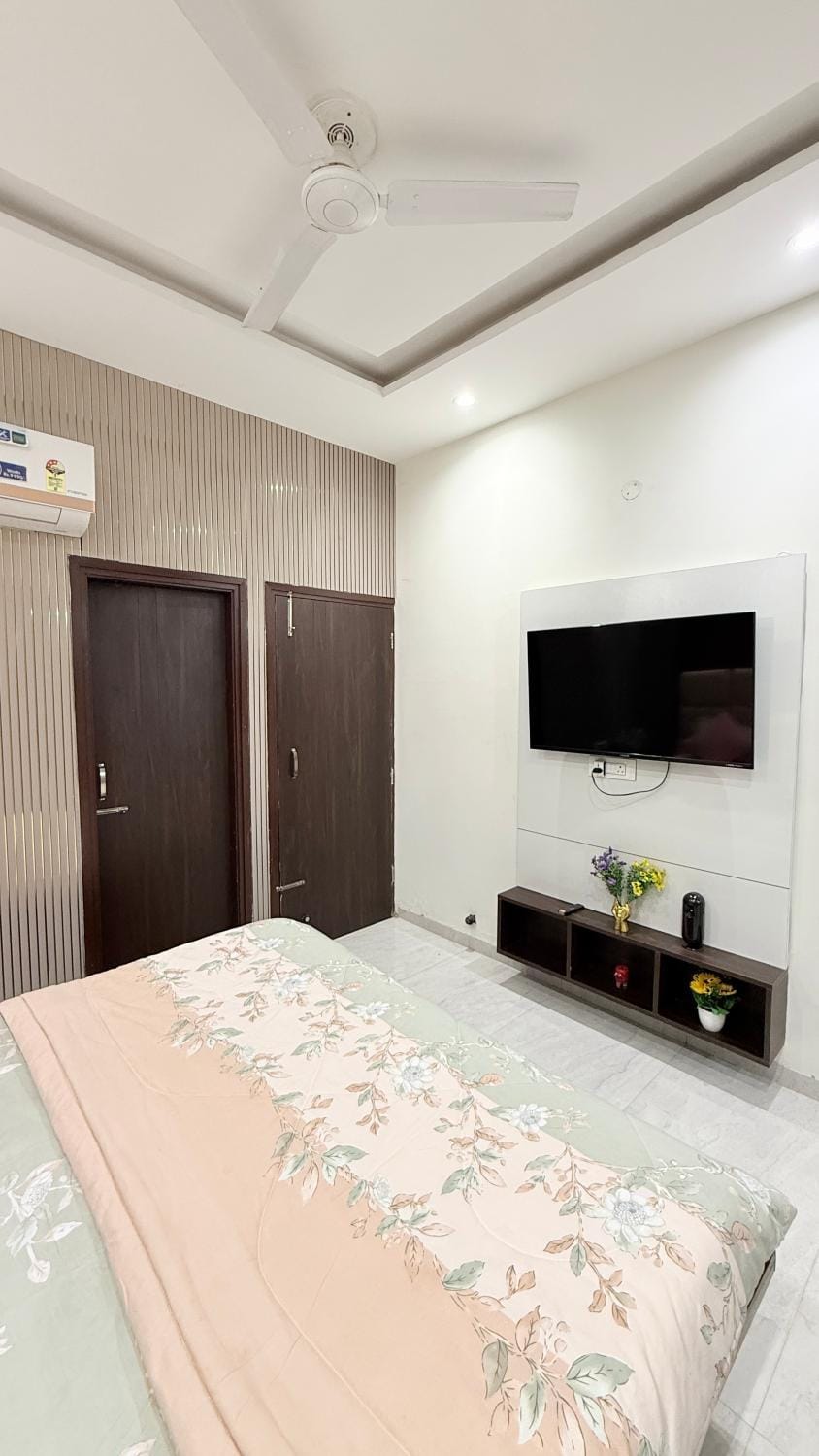 SunView Studio Apartment near Chandigarh Airport Apartment in Punjab, India