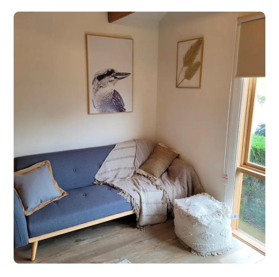 Weeroona Home - Place of Rest Bed and Breakfast in Melbourne