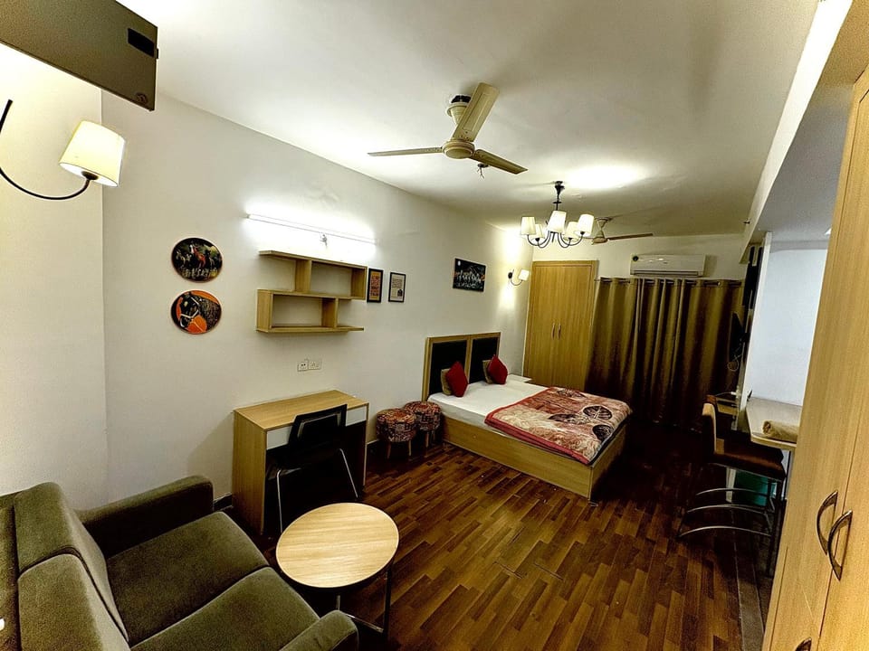 DreamLux stay Apartment in Noida