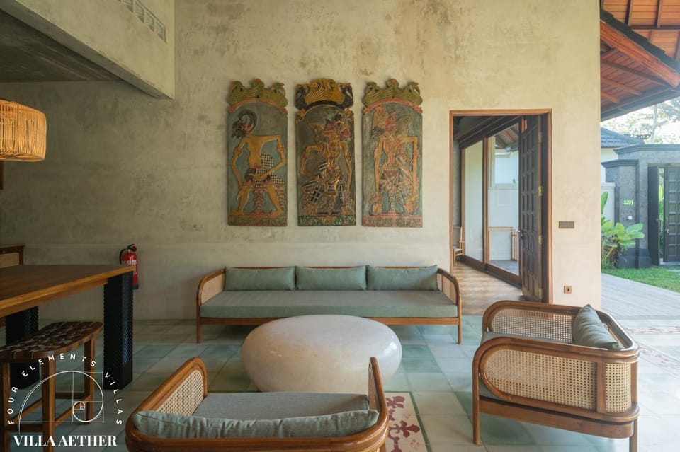 Patio, Living room, Decorative detail, Seating area