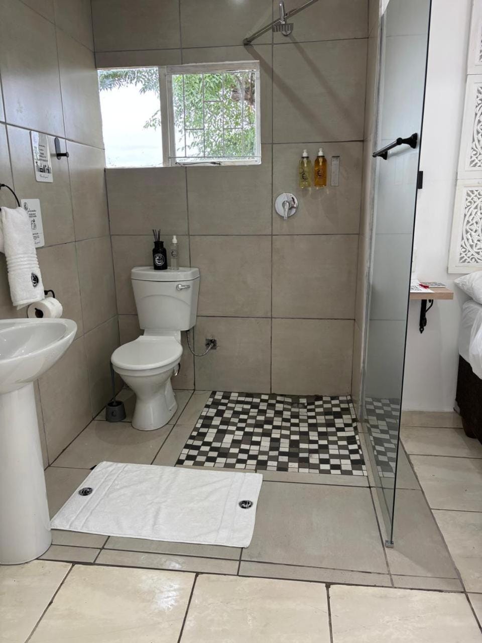 Seven on Cooper Bed and Breakfast in Eastern Cape