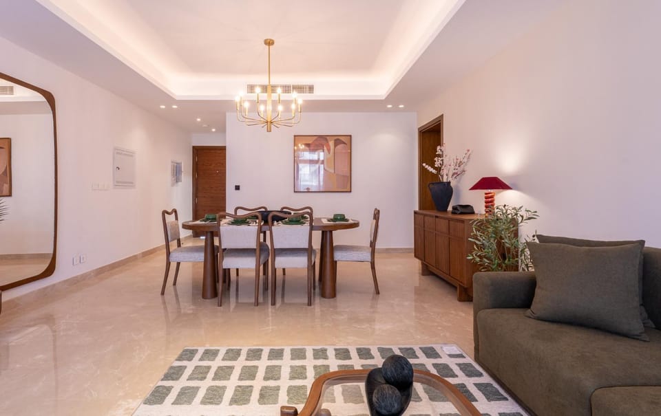 Living room, Dining area