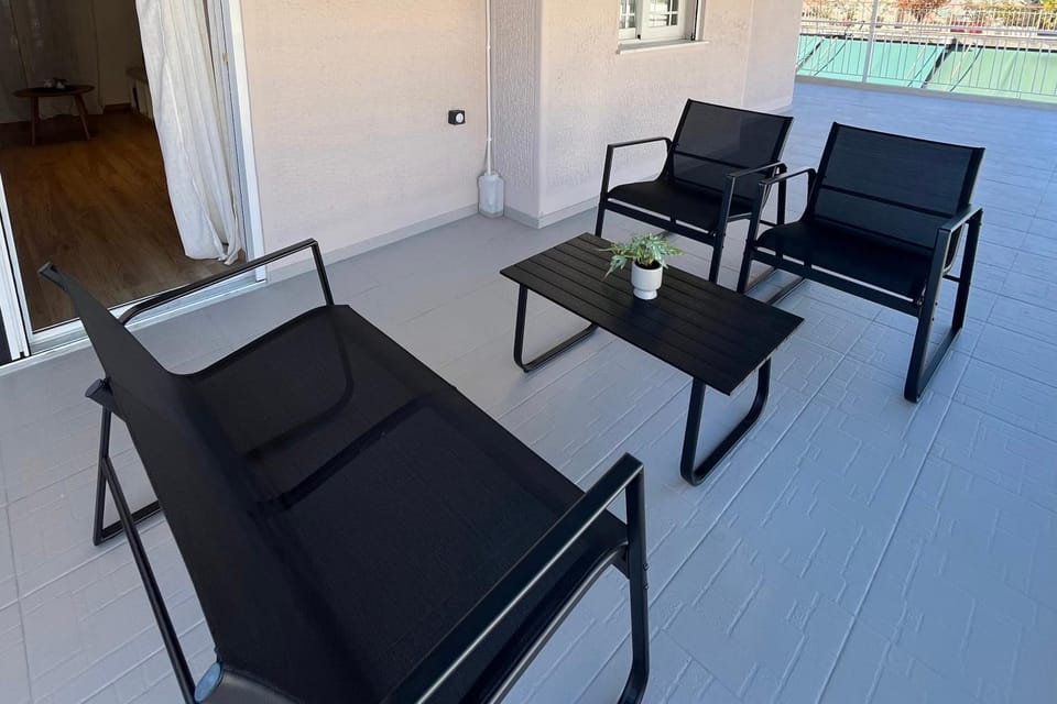 Patio, Seating area