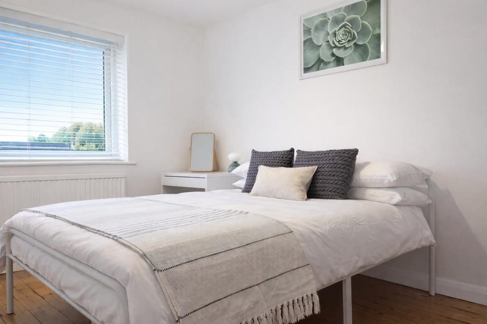 Bed, Bedroom, wardrobe