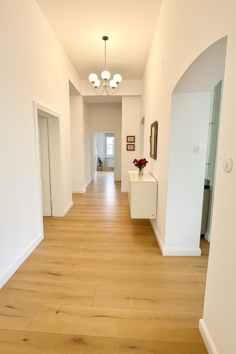 Exklusive Ferienwohnung im historischen Altbau, 5,5 Zimmer 4 Schlafzimmer Luxus und Platz für 9 Personen Apartment in Saarland, 66, Germany