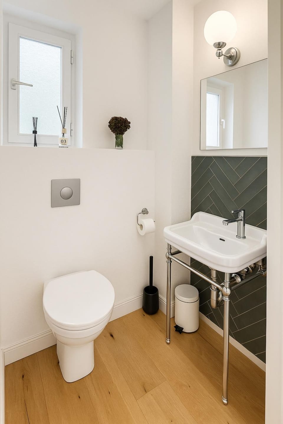 Exklusive Ferienwohnung im historischen Altbau, 5,5 Zimmer 4 Schlafzimmer Luxus und Platz für 9 Personen Apartment in Saarland, 66, Germany