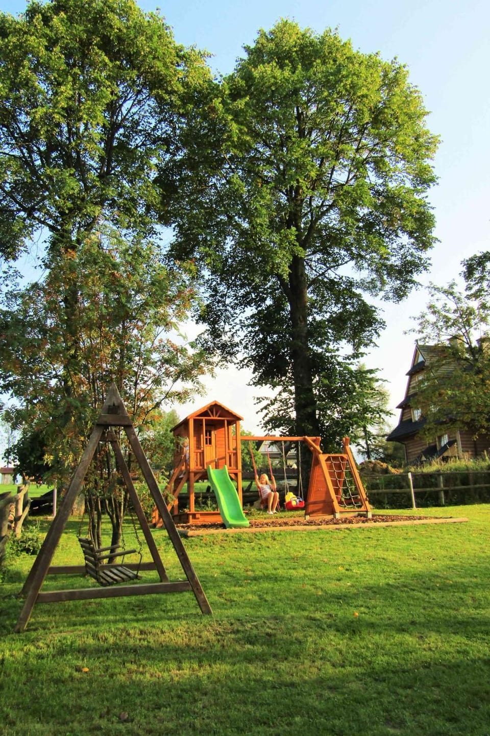 Day, Children play ground