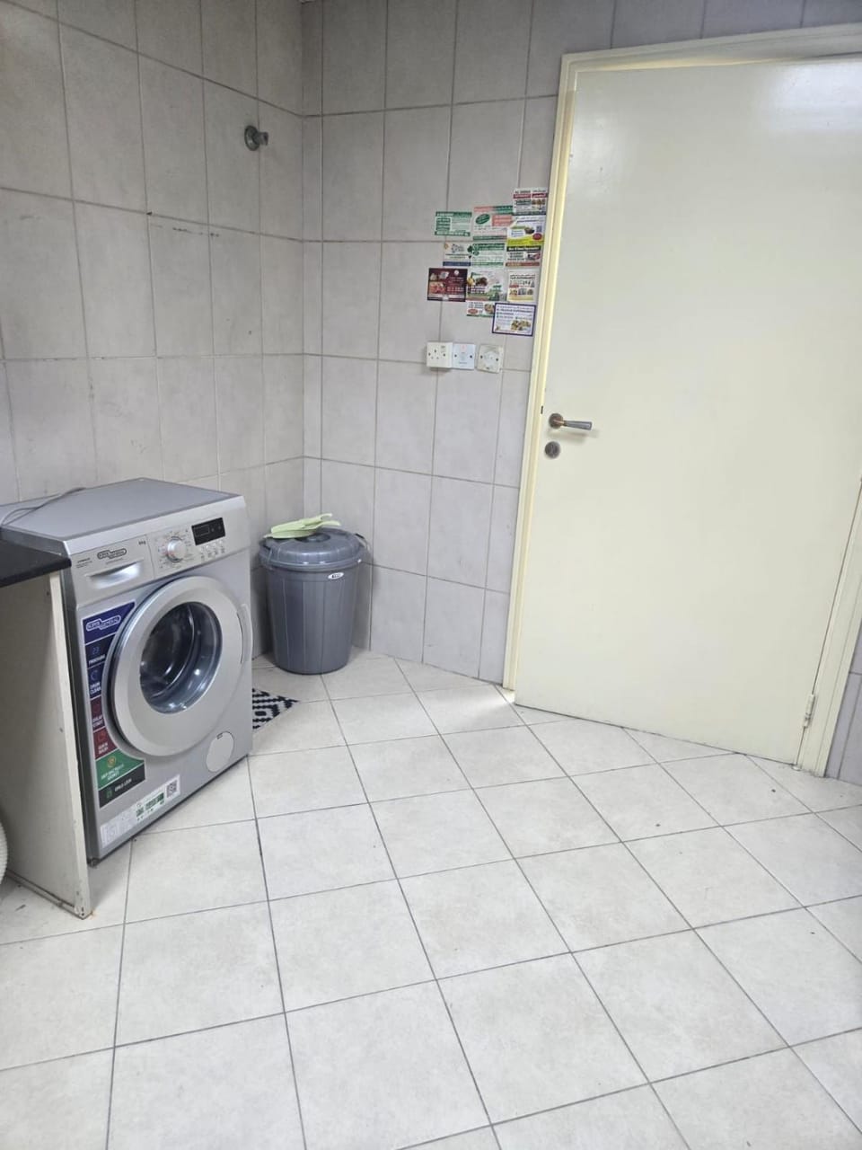 Powerhouse Sharing Female Apartment in Al Sharjah