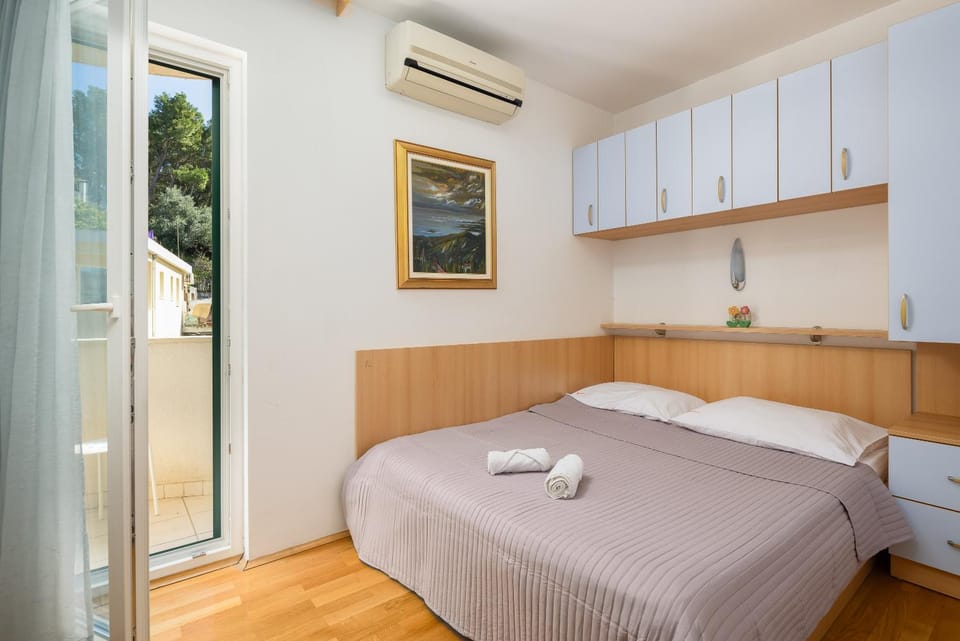Sunny Apartments II Apartment in Makarska