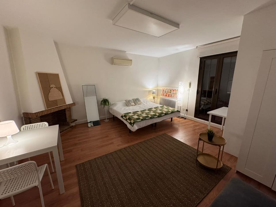 Estudio Las Rozas de Madrid Bed and Breakfast in Las Rozas de Madrid