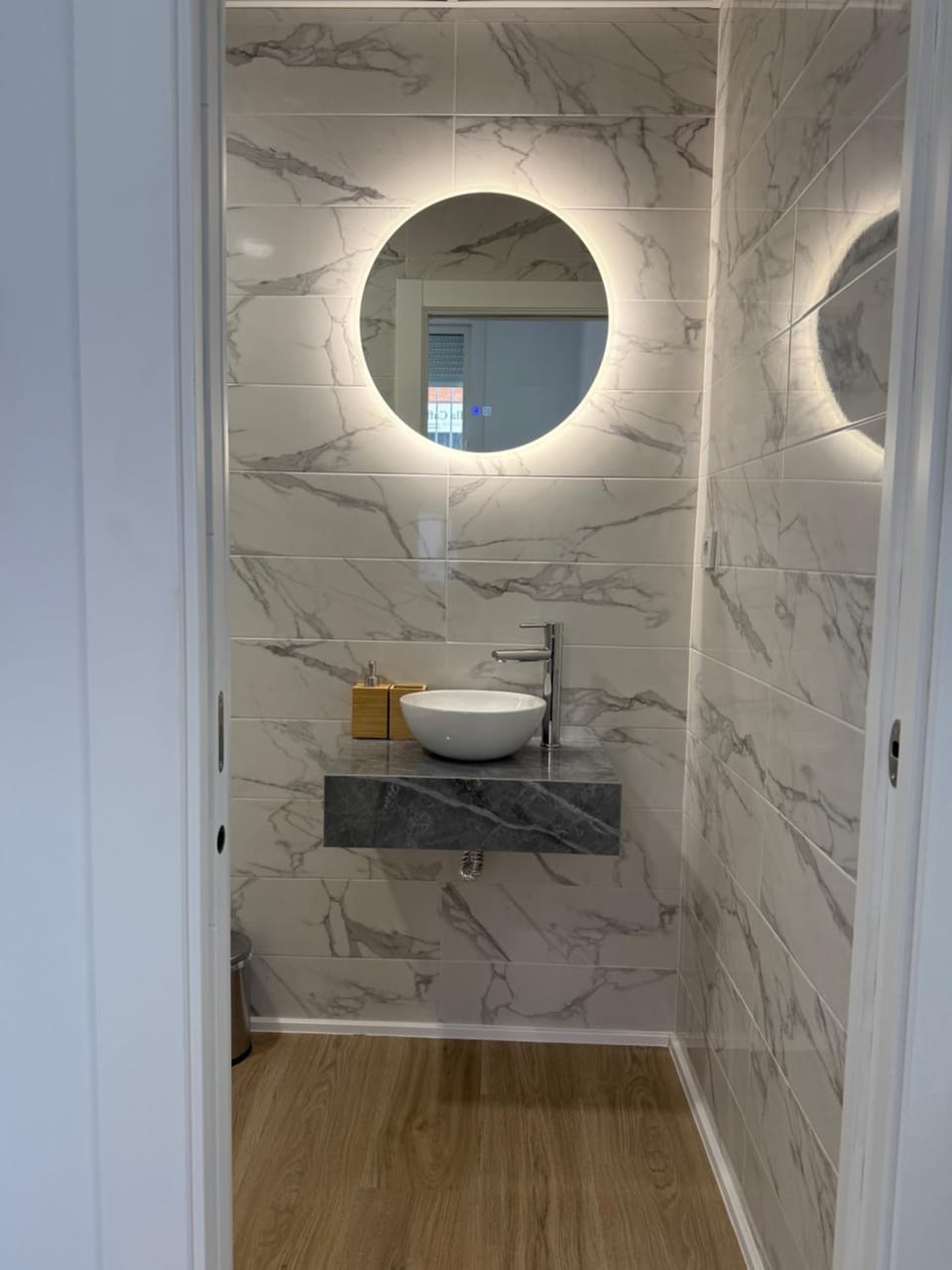 Apartamento Justo al lado de la Estación de Tren y Bus María Zambrano Apartment in Malaga