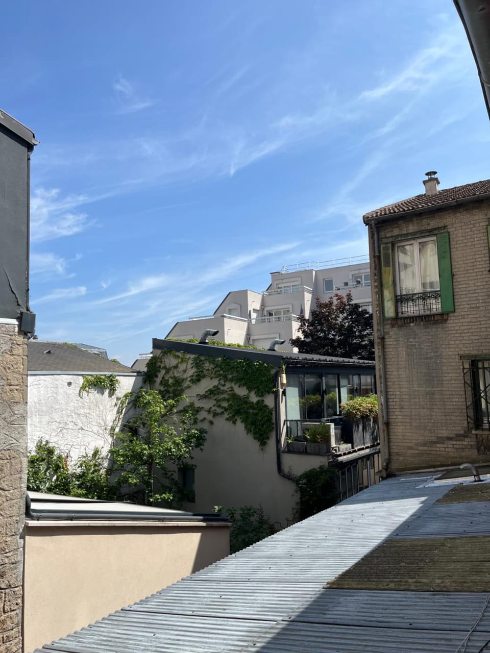 Joli petit duplex lumineux et au calme Apartment in Paris