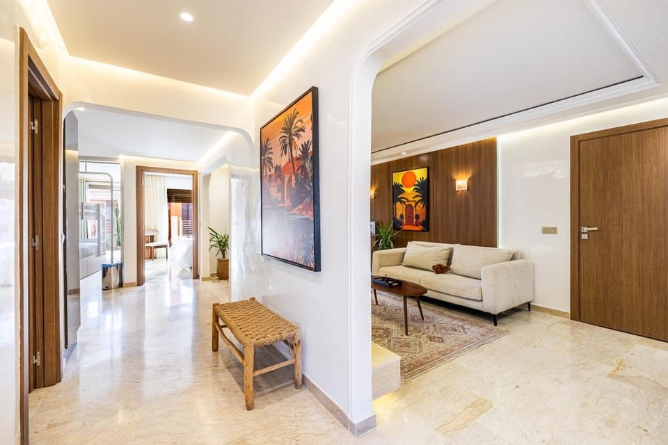 View (from property/room), Living room, Seating area