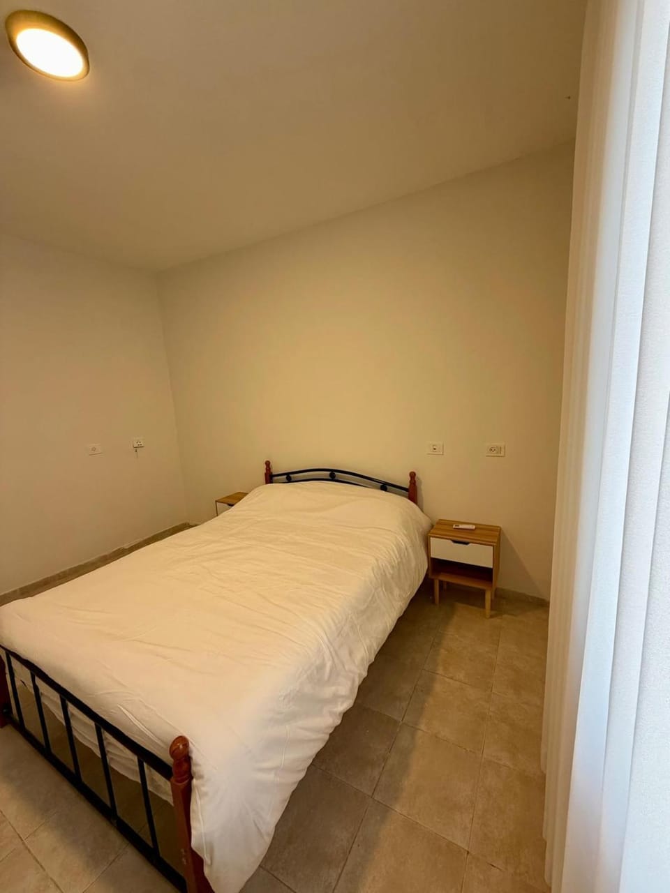 חלון לצפון Apartment in South District