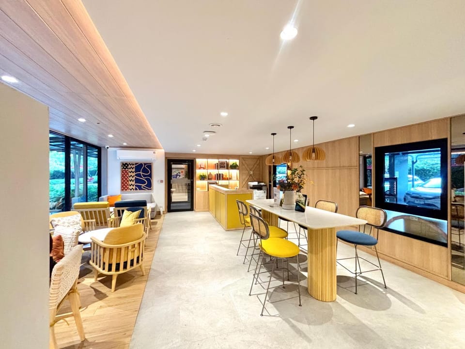Communal lounge/ TV room, Seating area