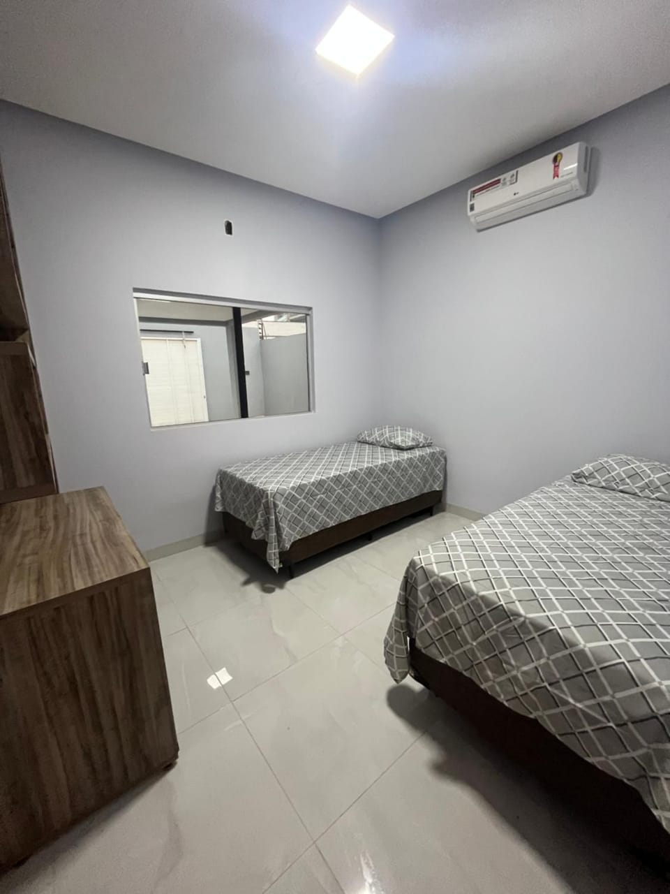 Bed, Bedroom, air conditioner