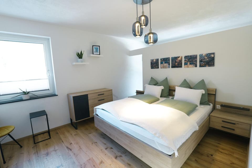 Bed, Bedroom, wardrobe