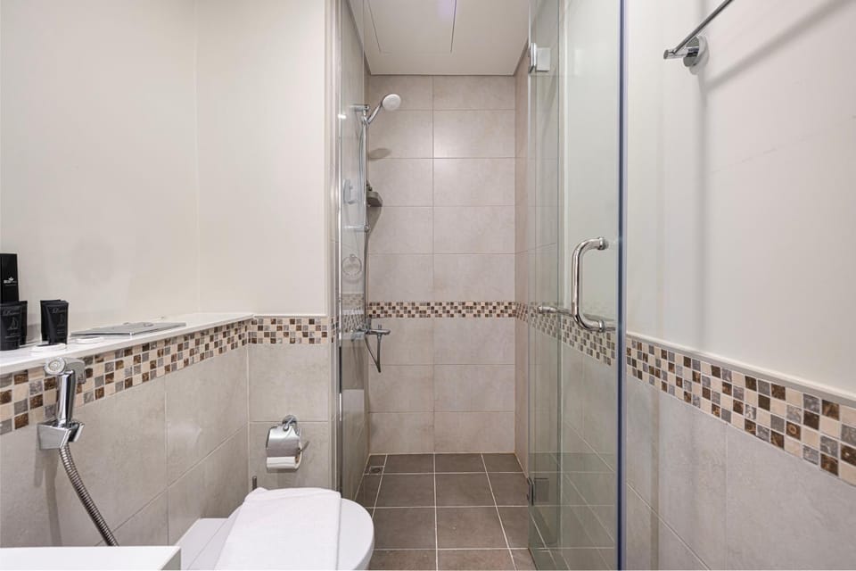 Shower, Toilet, Bathroom