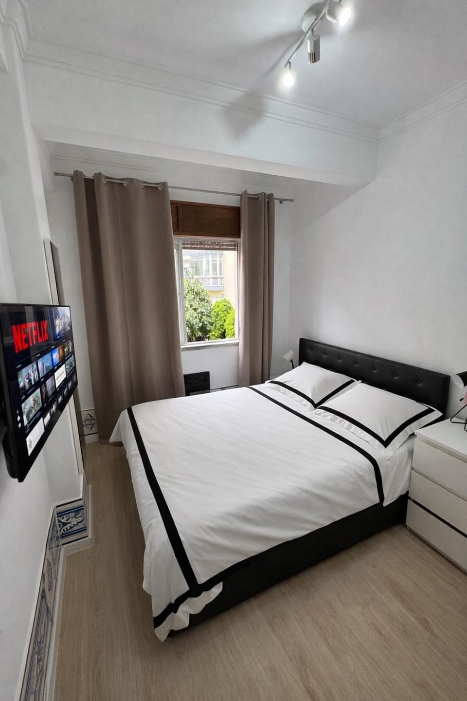 TV and multimedia, Photo of the whole room, Bedroom, VIP