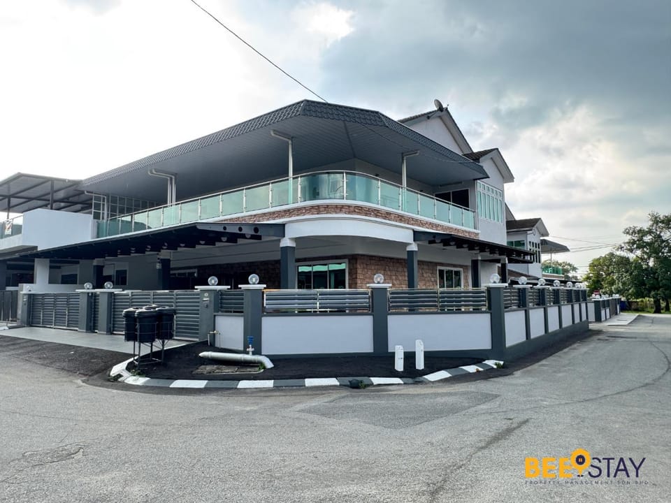 Taiping City Centre Landed for 12 Pax Villa in Perak