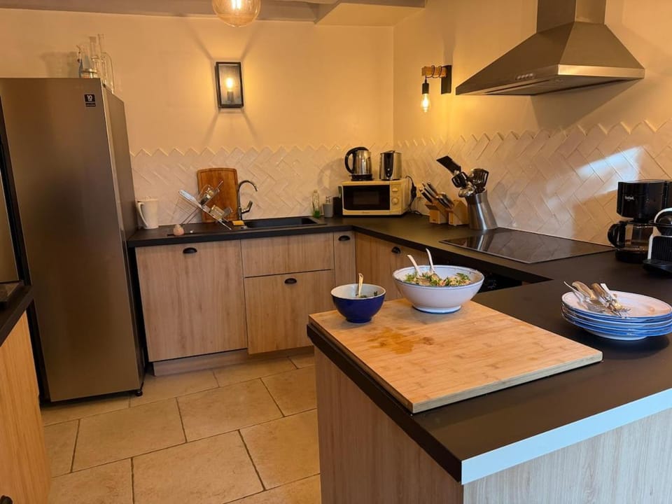 Superbe Maison 1h15 de Paris avec Jacuzzi House in Normandy