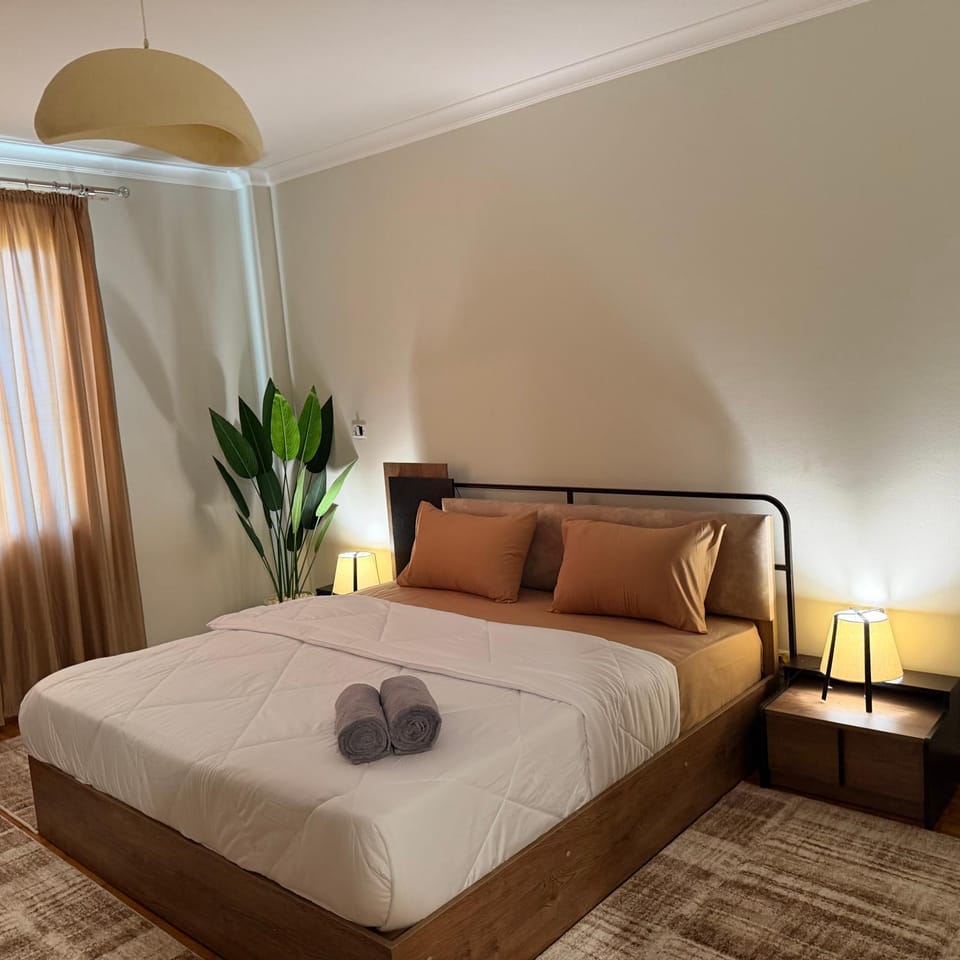 3BR Rehab Apt Walk To Gateway Mall Apartment in New Cairo City