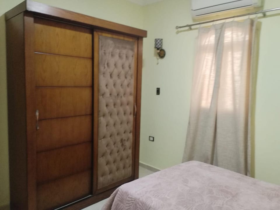 Bedroom, wardrobe