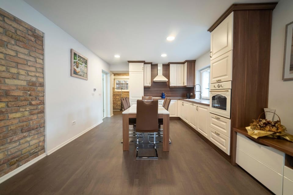Legend Suites Apartment in Sarajevo