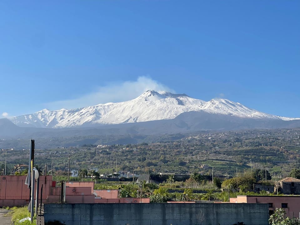 Nearby landmark, Natural landscape, Mountain view
