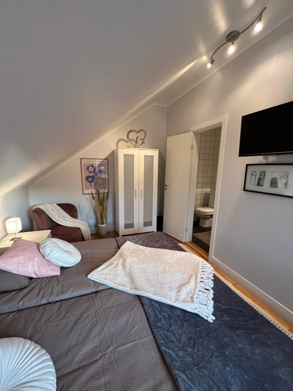 Boende med hotellkänsla- Stallhammarhagen Bed and Breakfast in Sweden