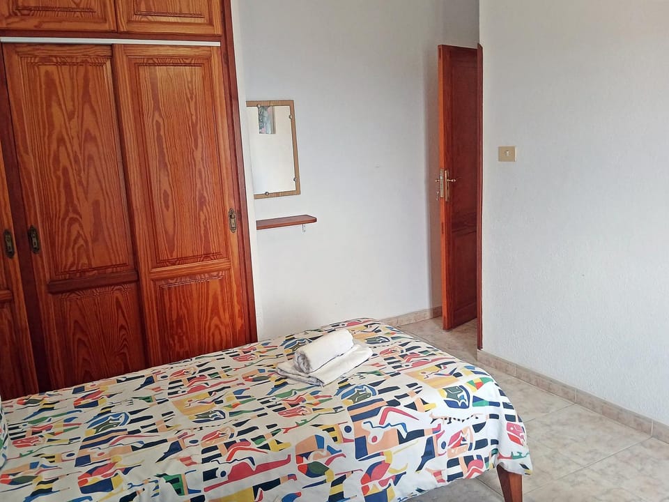 Bed, Bedroom, wardrobe
